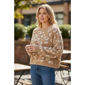 EXPRESS Tan Leopard Print‎ Fuzzy Cropped Sweater Long Sleeve Crew Neck S